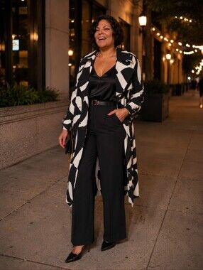 11 Honore Black and White Abstract Trench Coat